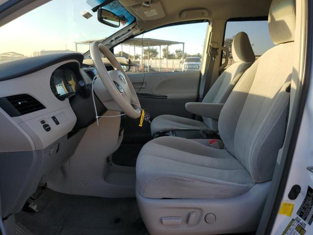Photo 7 from auction – 2013 TOYOTA SIENNA LE with VIN 5TDJK3DC6DS059321