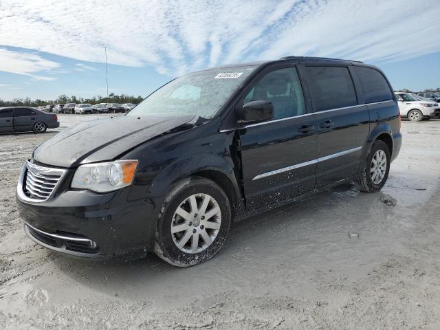 Photo 1 from auction – 2016 CHRYSLER TOWN & COU with VIN 2C4RC1BG4GR229585