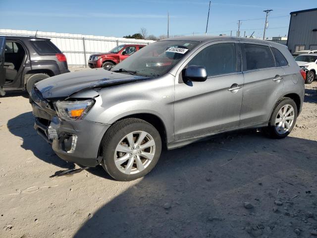 MITSUBISHI OUTLANDER 2015 with VIN 4A4AR4AU2FE055640 - Photo from auction