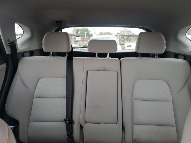 Photo 10 from auction – 2016 HYUNDAI TUCSON SE with VIN KM8J23A45GU161136