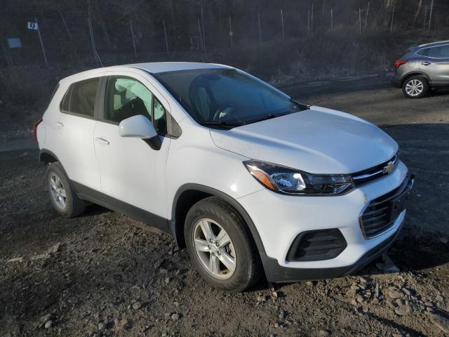 Photo 4 from auction – 2020 CHEVROLET TRAX LS with VIN 3GNCJNSB5LL342645