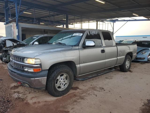 CHEVROLET SILVERADO 2000 with VIN 2GCEC19T4Y1398698 - Photo from auction