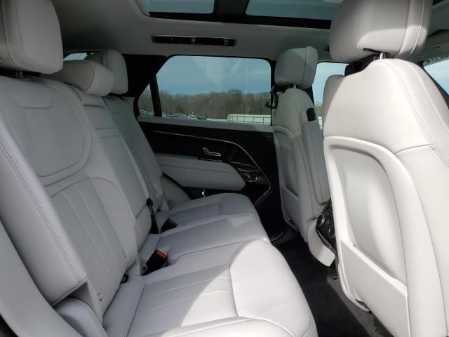Photo 11 from auction – 2024 LAND ROVER RANGE ROVE with VIN SAL1P9EU3RA412316