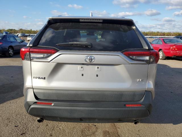Photo 6 from auction – 2019 TOYOTA RAV4 LE with VIN 2T3H1RFV4KW010892
