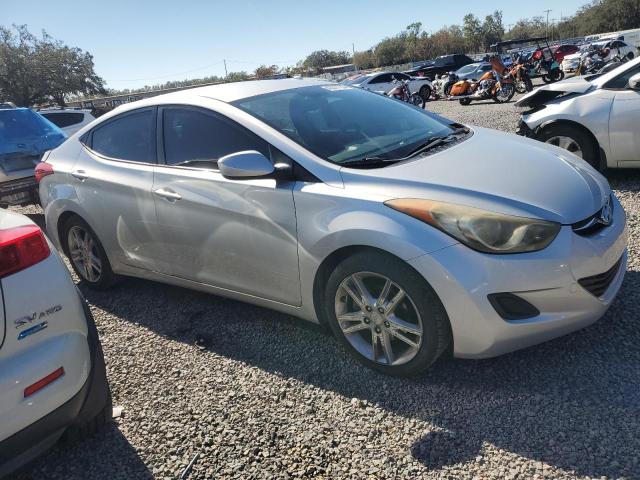 Photo 4 from auction – 2011 HYUNDAI ELANTRA GL with VIN KMHDH4AE1BU119498