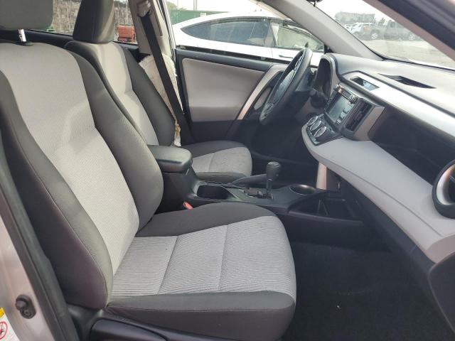 Photo 7 from auction – 2015 TOYOTA RAV4 LE with VIN JTMZFREV5FJ056243