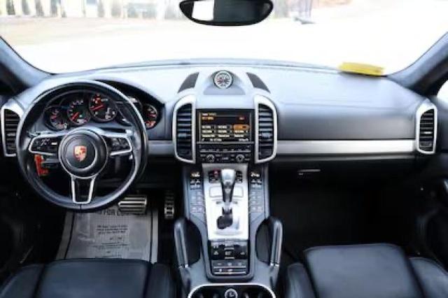 Photo 10 from auction – 2016 PORSCHE CAYENNE GT with VIN WP1AD2A24GLA75845