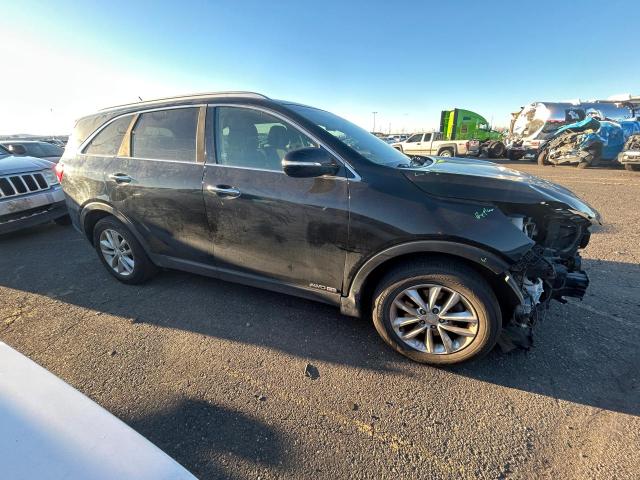 Photo 4 from auction – 2016 KIA SORENTO LX with VIN 5XYPGDA55GG137273