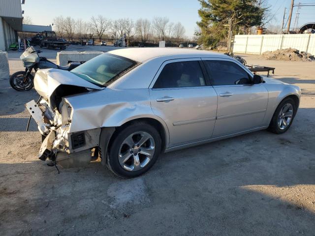 Photo 3 from auction – 2005 CHRYSLER 300 with VIN 2C3JA43R65H528703