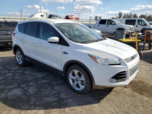 Photo 4 from auction – 2016 FORD ESCAPE SE with VIN 1FMCU9GX6GUB90331
