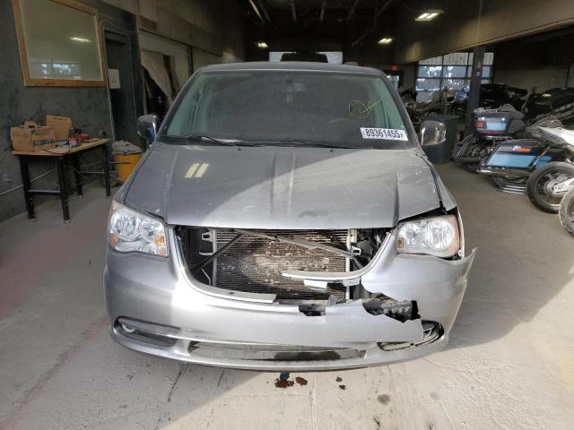 Photo 5 from auction – 2014 CHRYSLER TOWN & COU with VIN 2C4RC1CG9ER286053