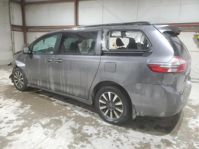 Photo 2 from auction – 2018 TOYOTA SIENNA XLE with VIN 5TDDZ3DC1JS201210