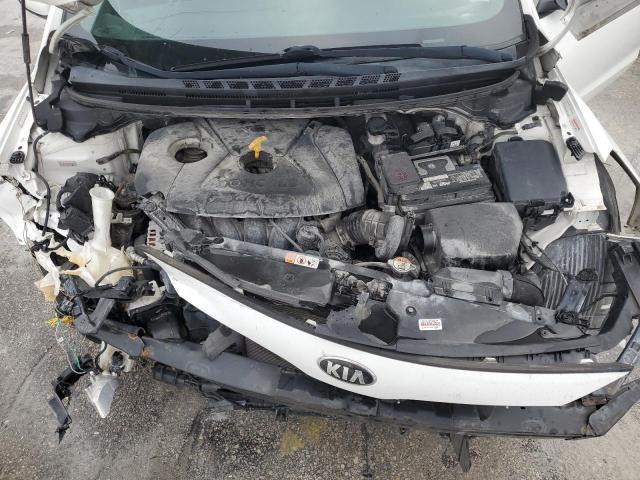 Photo 11 from auction – 2016 KIA FORTE LX with VIN KNAFK4A64G5488409