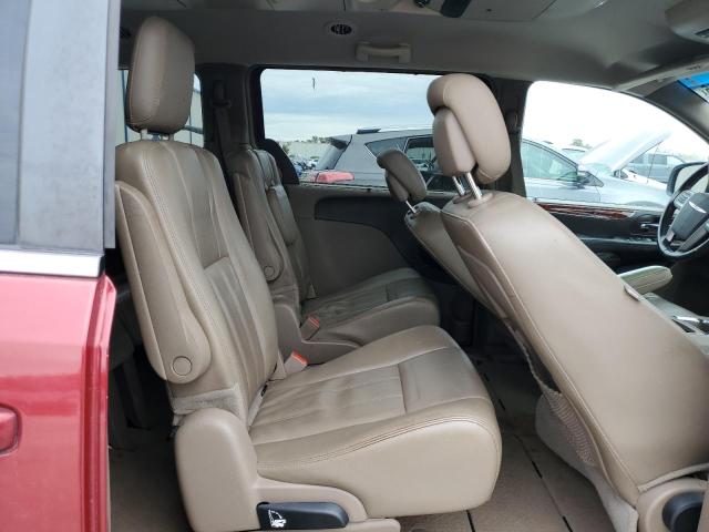 Photo 11 from auction – 2015 CHRYSLER TOWN & COU with VIN 2C4RC1BG0FR513844