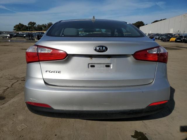 Photo 6 from auction – 2014 KIA FORTE LX with VIN KNAFX4A63E5191789