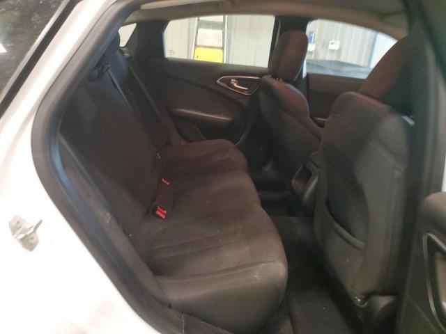 Photo 10 from auction – 2016 CHRYSLER 200 LIMITE with VIN 1C3CCCAB5GN150872