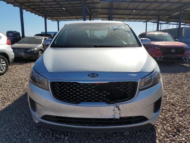 Photo 5 from auction – 2015 KIA SEDONA LX with VIN KNDMB5C11F6034337