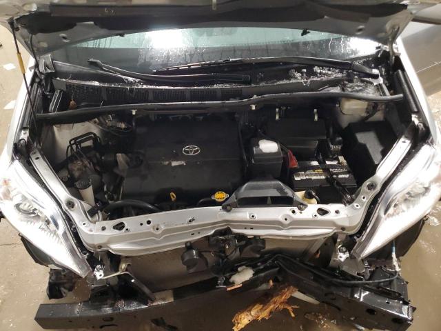 Photo 12 from auction – 2015 TOYOTA SIENNA XLE with VIN 5TDDK3DC2FS104321