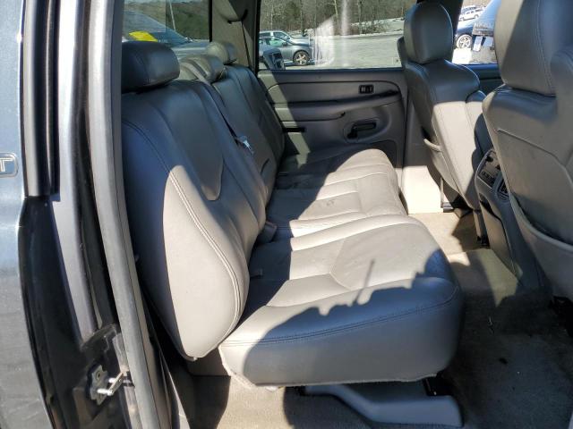 Photo 10 from auction – 2004 CHEVROLET SILVERADO with VIN 2GCEC13T041376023