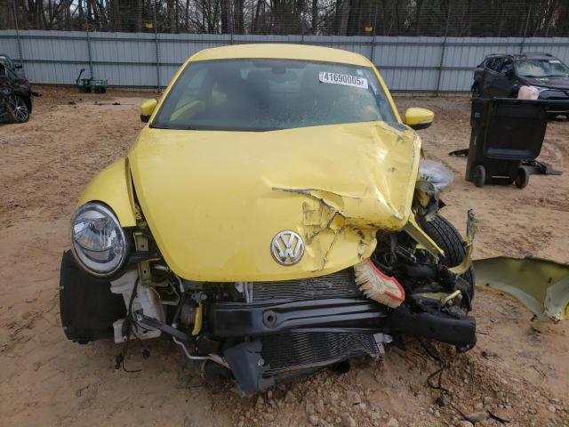 Photo 5 from auction – 2016 VOLKSWAGEN BEETLE with VIN 3VWJ17AT9GM605867