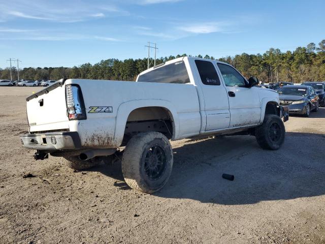 Photo 3 from auction – 2004 CHEVROLET SILVERADO with VIN 1GCEK19T94E348228