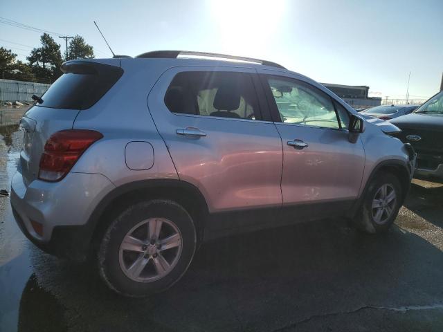 Photo 3 from auction – 2019 CHEVROLET TRAX 1LT with VIN KL7CJPSB7KB828715