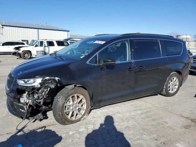 CHRYSLER PACIFICA T 2022 with VIN 2C4RC1BG2NR117333 - Photo from auction
