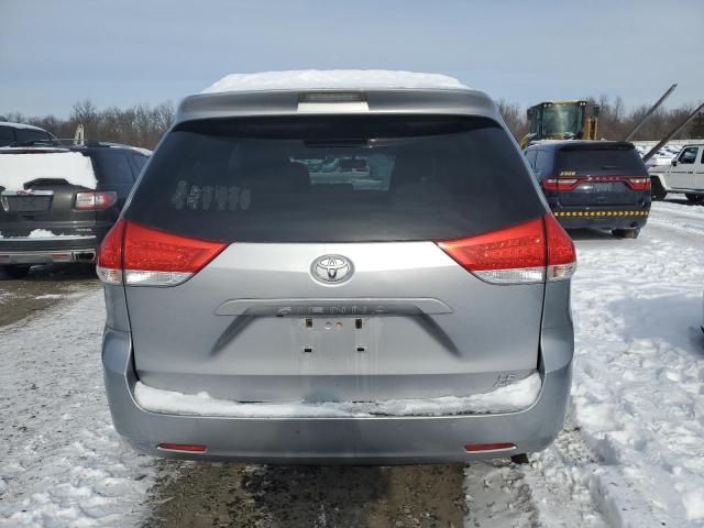 Photo 6 from auction – 2012 TOYOTA SIENNA LE with VIN 5TDJK3DC8CS041482