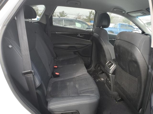Photo 11 from auction – 2017 KIA SORENTO LX with VIN 5XYPGDA59HG209674