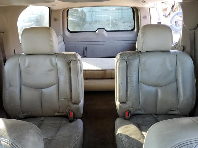 Photo 10 from auction – 2004 CHEVROLET SUBURBAN K with VIN 3GNFK16Z74G176746