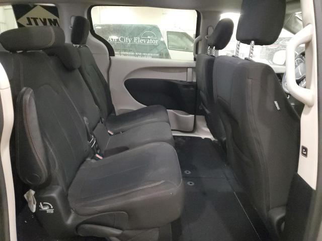 Photo 11 from auction – 2017 CHRYSLER PACIFICA T with VIN 2C4RC1DG0HR508207