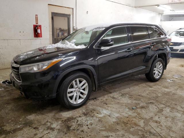 TOYOTA HIGHLANDER 2015 с VIN 5TDBKRFH8FS105802 - Снимка от търг