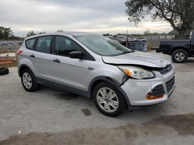 Photo 4 from auction – 2016 FORD ESCAPE S with VIN 1FMCU0F7XGUB53098