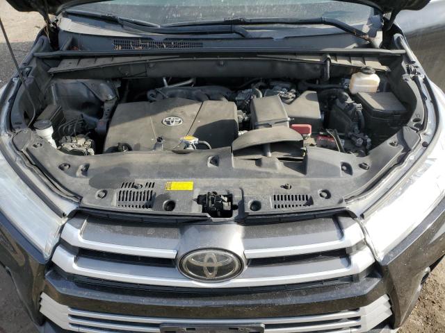 Photo 12 from auction – 2017 TOYOTA HIGHLANDER with VIN 5TDJZRFH7HS381530