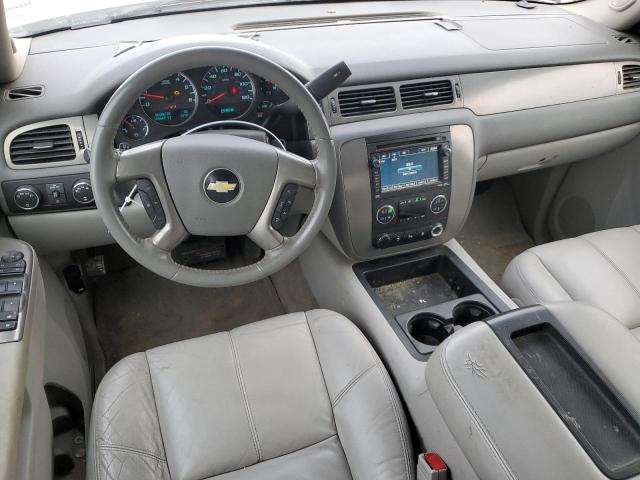 Photo 8 from auction – 2010 CHEVROLET AVALANCHE with VIN 3GNVKFE03AG249019