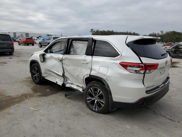 Photo 2 from auction – 2019 TOYOTA HIGHLANDER with VIN 5TDZZRFH7KS360672