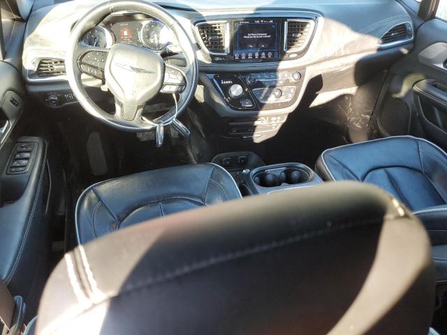Photo 8 from auction – 2018 CHRYSLER PACIFICA L with VIN 2C4RC1GG8JR165504