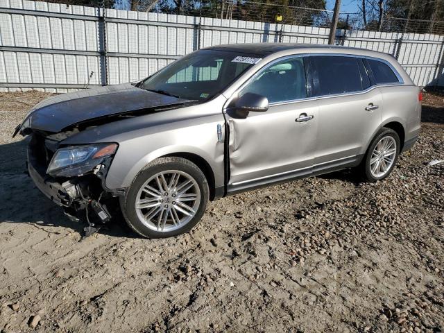 LINCOLN MKT 2015 with VIN 2LMHJ5AT1FBL03172 - Photo from auction