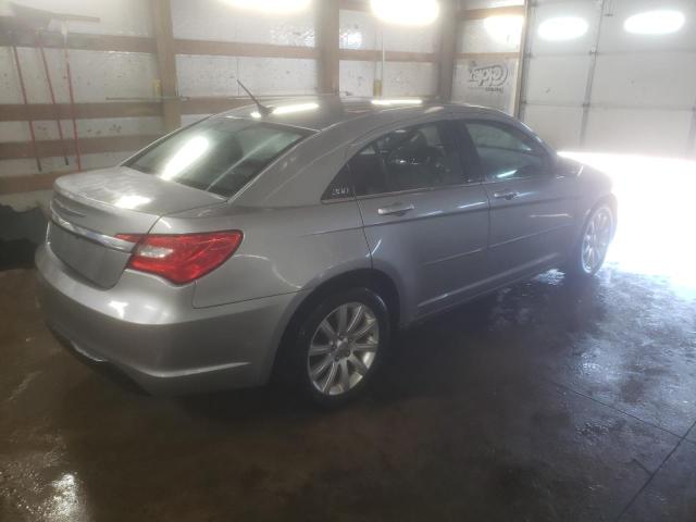 Photo 3 from auction – 2013 CHRYSLER 200 TOURIN with VIN 1C3CCBBGXDN669108