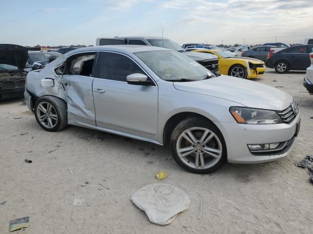 Photo 4 from auction – 2015 VOLKSWAGEN PASSAT SE with VIN 1VWBT7A3XFC005258