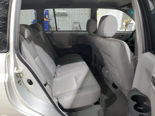 Photo 11 from auction – 2005 TOYOTA HIGHLANDER with VIN JTEEP21A050105659