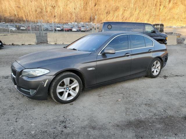 BMW 528 XI 2013 with VIN WBAXH5C51DDW13915 - Photo from auction