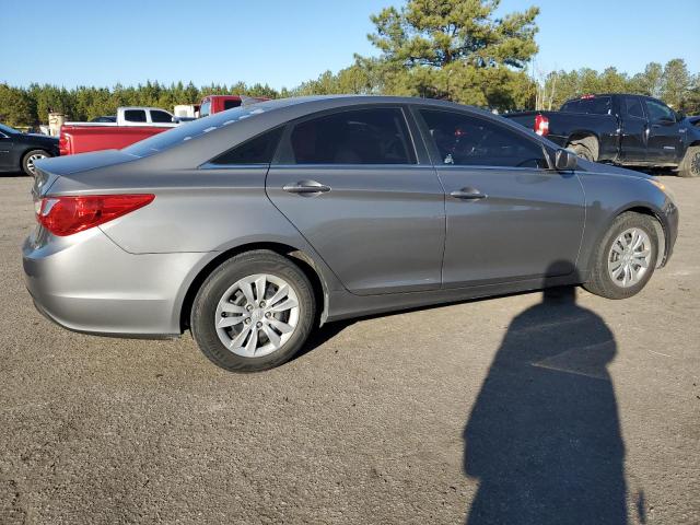 Photo 3 from auction – 2013 HYUNDAI SONATA GLS with VIN 5NPEB4AC3DH571992