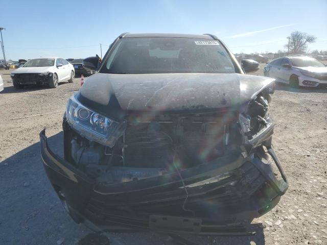 Photo 5 from auction – 2018 TOYOTA HIGHLANDER with VIN 5TDJZRFH6JS549261