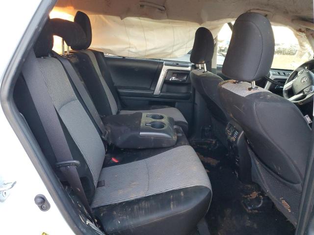 Photo 11 from auction – 2017 TOYOTA 4RUNNER SR with VIN JTEZU5JR3H5156663