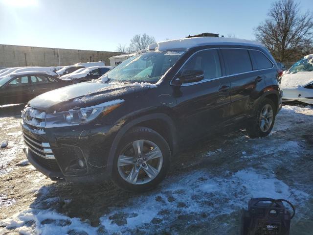 TOYOTA HIGHLANDER 2017 with VIN 5TDYZRFH4HS217585 - Photo from auction