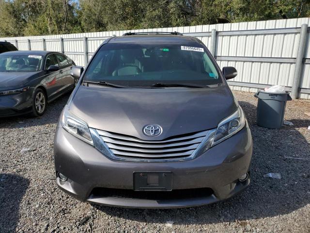 Photo 5 from auction – 2017 TOYOTA SIENNA XLE with VIN 5TDDZ3DC2HS155901