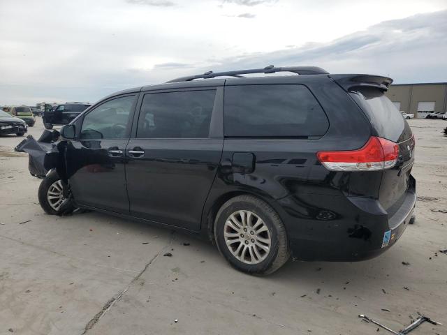 Photo 2 from auction – 2014 TOYOTA SIENNA XLE with VIN 5TDYK3DC2ES526685