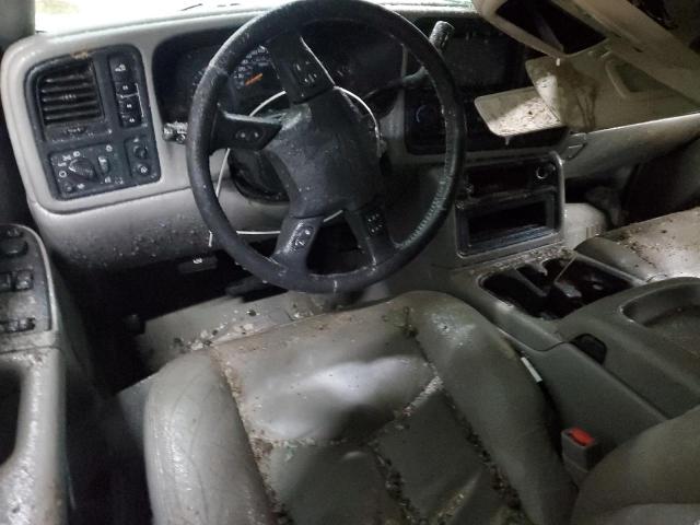 Photo 8 from auction – 2004 CHEVROLET SILVERADO with VIN 1GCHK29104E110348
