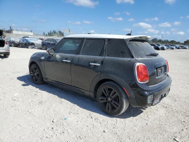 Photo 2 from auction – 2017 MINI COOPER S with VIN WMWXU3C32H2F49418